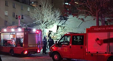 Konya'da Bina Çöktü: 5 Kişiden 3'ü Kurtarıldı, 1 Kişi Hayatını Kaybetti