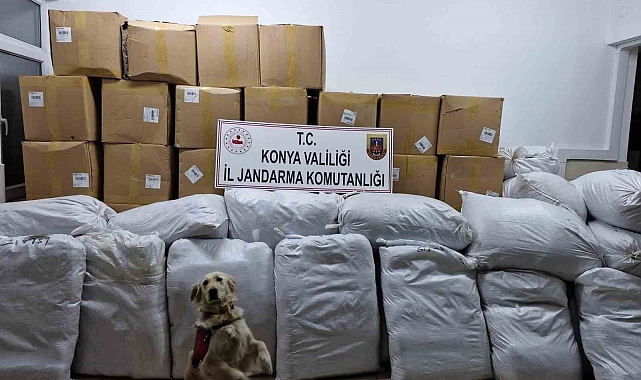 Konya'da tırda bin 822 kilogram kaçak tütün ele geçirildi