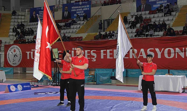 Türkiye Güreş Şampiyonası'nın açılış seremonisi yapıldı