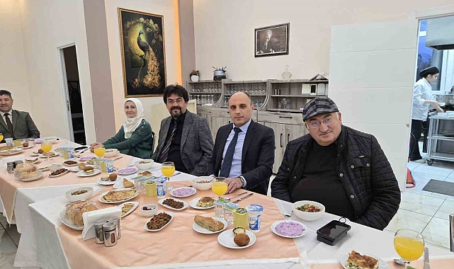 EYSEN üyeleri iftarda buluştu