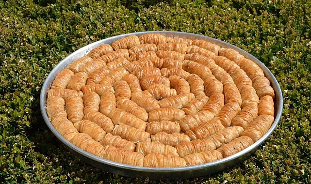 Niğde'nin Geleneksel Lezzeti Sarım Burma Tatlısı Coğrafi İşaretle Tescillendi
