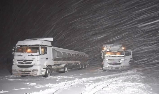 Yozgat'ta kar ve tipi etkili oldu, ulaşımda aksamalar yaşandı