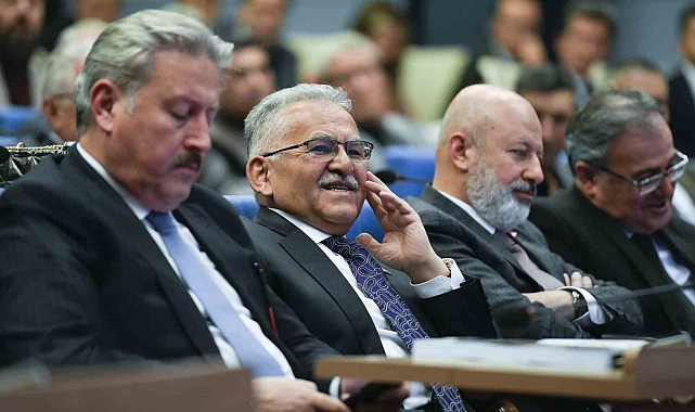 Büyükşehir Meclisi'nde 2024 yılı faaliyet raporu onaylandı