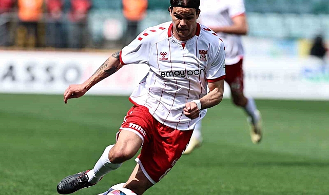 Charis Charisis, Sivasspor'da 100. maçına çıktı