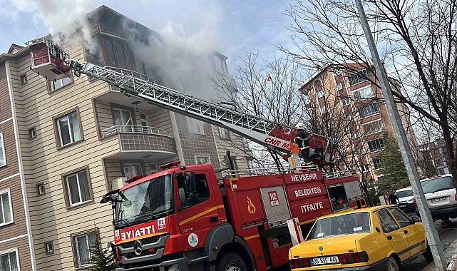 Çocuk odasında çıkan yangın korkuttu