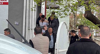 Hırsızlıktan aranan şüpheli havalandırmadan kaçamayınca intihara kalkıştı