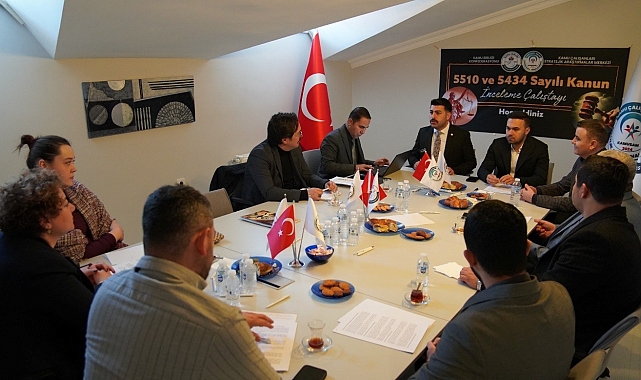 KAMUSAM kamu personelinin sorunlarını çalıştaylarla masaya yatırdı