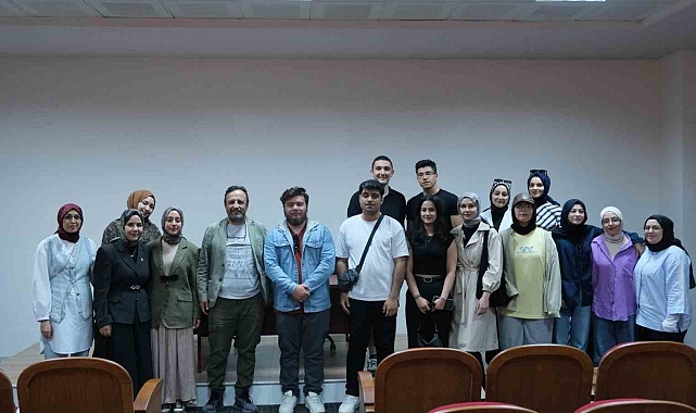 KMÜ'de yönetmen Eser Tokaş ile kısa film söyleşisi