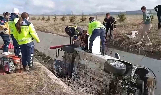 Otomobil sulama kanalına düştü: 4 yaralı