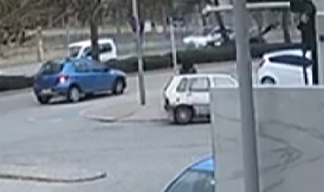 Otomobilin yayaya çarptığı feci kaza kamerada