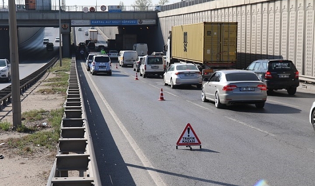 Polis şüphelenip kimlik sordu, kaçan şahıs alt geçit köprüsü üzerinden yola atladı
