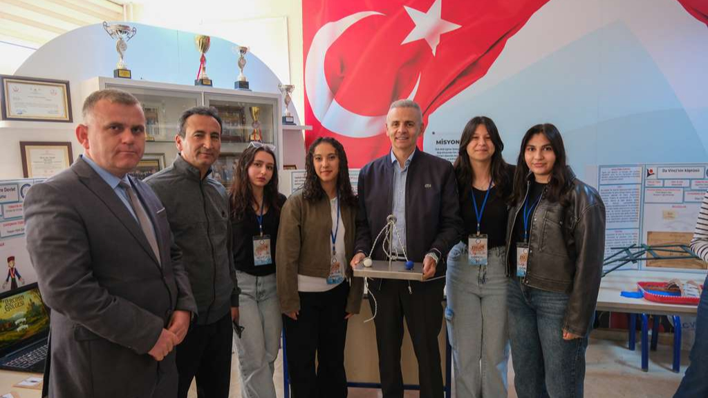 TOBB Fen Lisesi Öğrencileri Bilimsel Projelerini Tanıttı