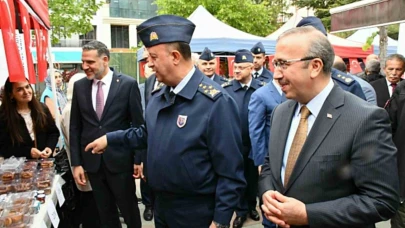 Türk Silahlı Kuvvetlerini Güçlendirme Vakfı yararına hayır çarşısı