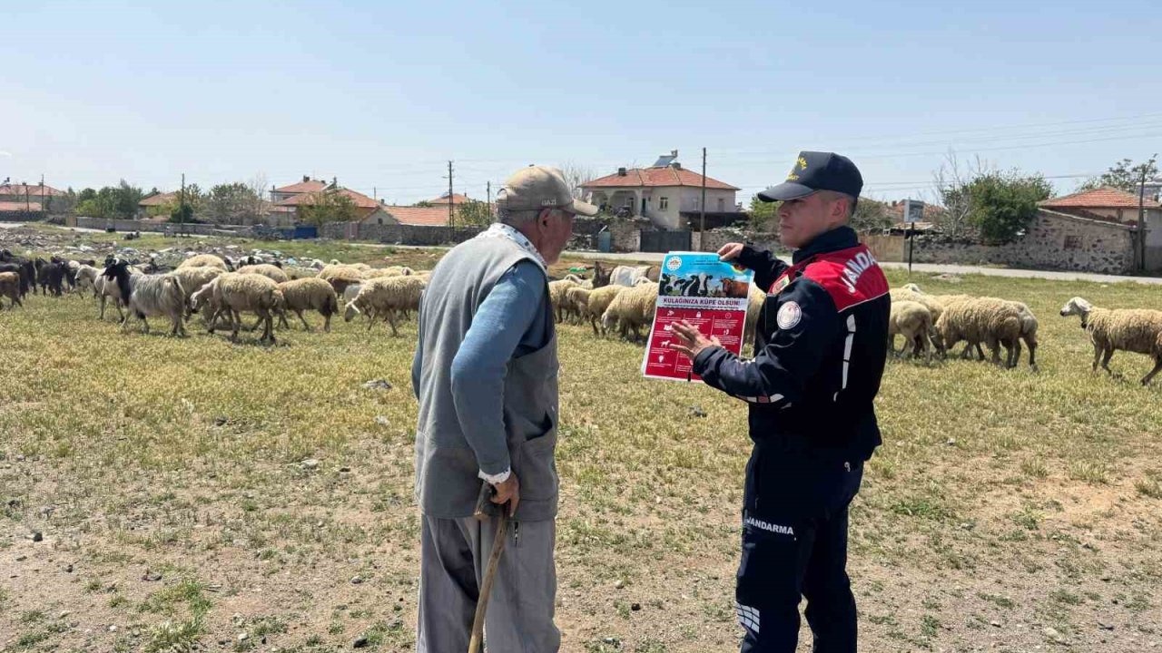 Jandarma Kurban Bayramı öncesi üretici ve vatandaşı bilgilendiriyor