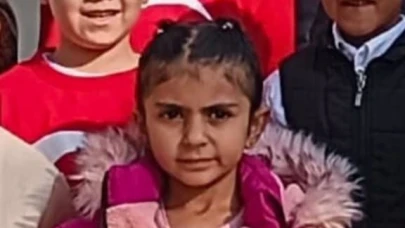Traktörün Altında Kalan 7 Yaşındaki Nur, Gözyaşları Arasında Toprağa Verildi