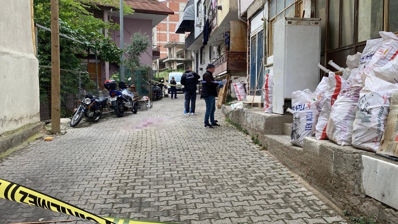 Miras Kavgası Kanlı Bitti: Kardeşini Tüfekle Vurarak Öldürdü