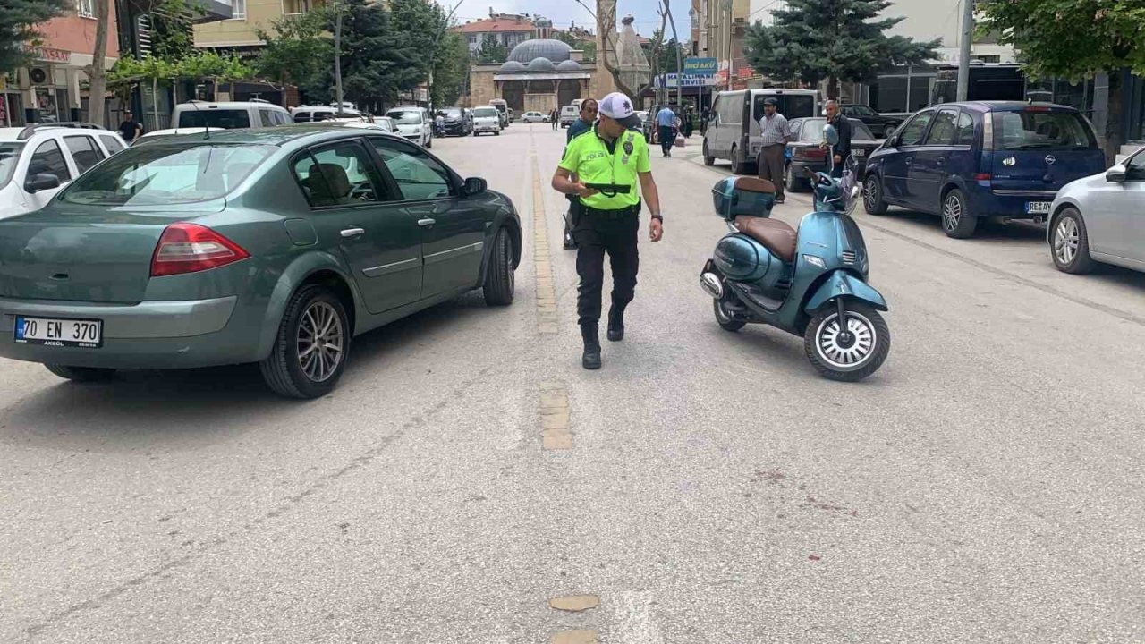 Karaman’da Motosiklet ile Otomobil Çarpıştı: 1 Yaralı