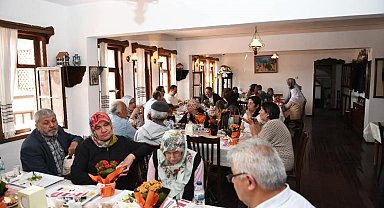 Beypazarı'nda Anneler Günü dolayısıyla şehit anneleri bir araya geldi