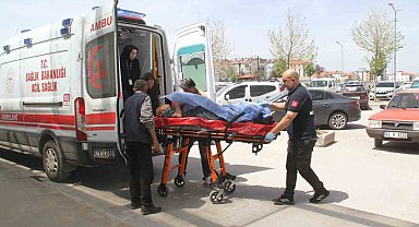 Çapa motoruna ayağını kaptıran çiftçi yaralandı