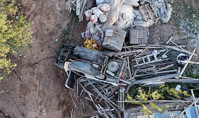 Takla atan Tofaş hurdaya döndü: 1 yaralı