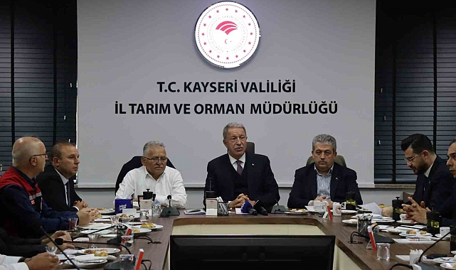 TBMM Milli Savunma Komisyonu Başkanı Akar: "En büyük savunma ve güvenlik konusu herkesin tok ve rahat içinde olması"