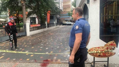 Karaman’da 15 Yaşındaki Çocuk Bıçaklandı: Saldırgan Kaçtı, Yaralı Hastaneye Kaldırıldı