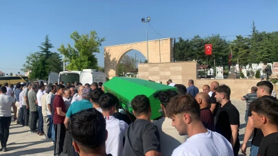 86 Yaşındaki Traktör Sürücüsü Son Yolculuğuna Uğurlandı