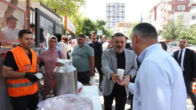 Sincan Belediyesi’nden sınava giren öğrencilere ve ailelerine çorba ikramı