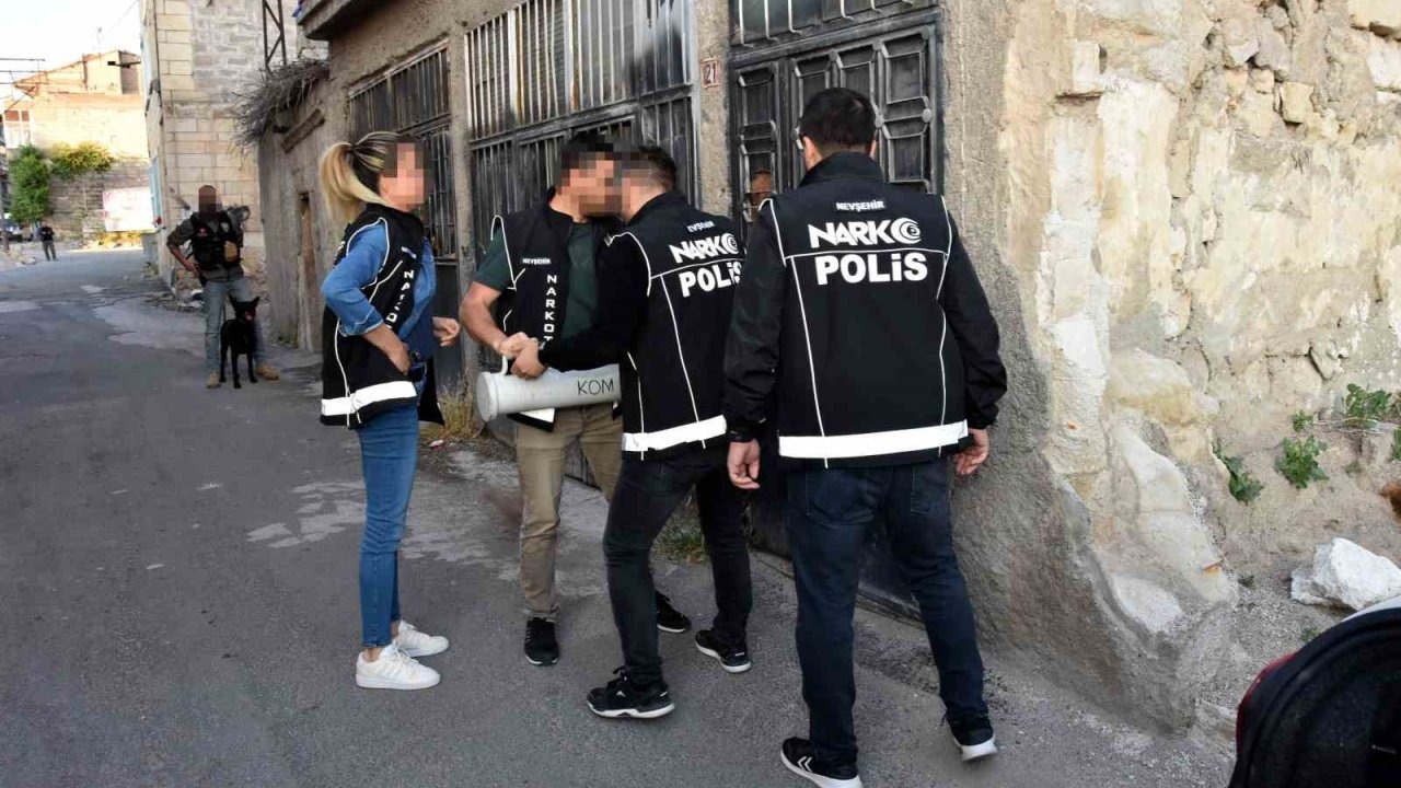 Nevşehir’deki narkotik operasyonunda 26 kişi tutuklandı