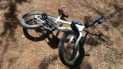 Karaman'da Motosiklet Bisikletli Çocuğa Çarptı: Sürücü Olay Yerinden Kaçtı!