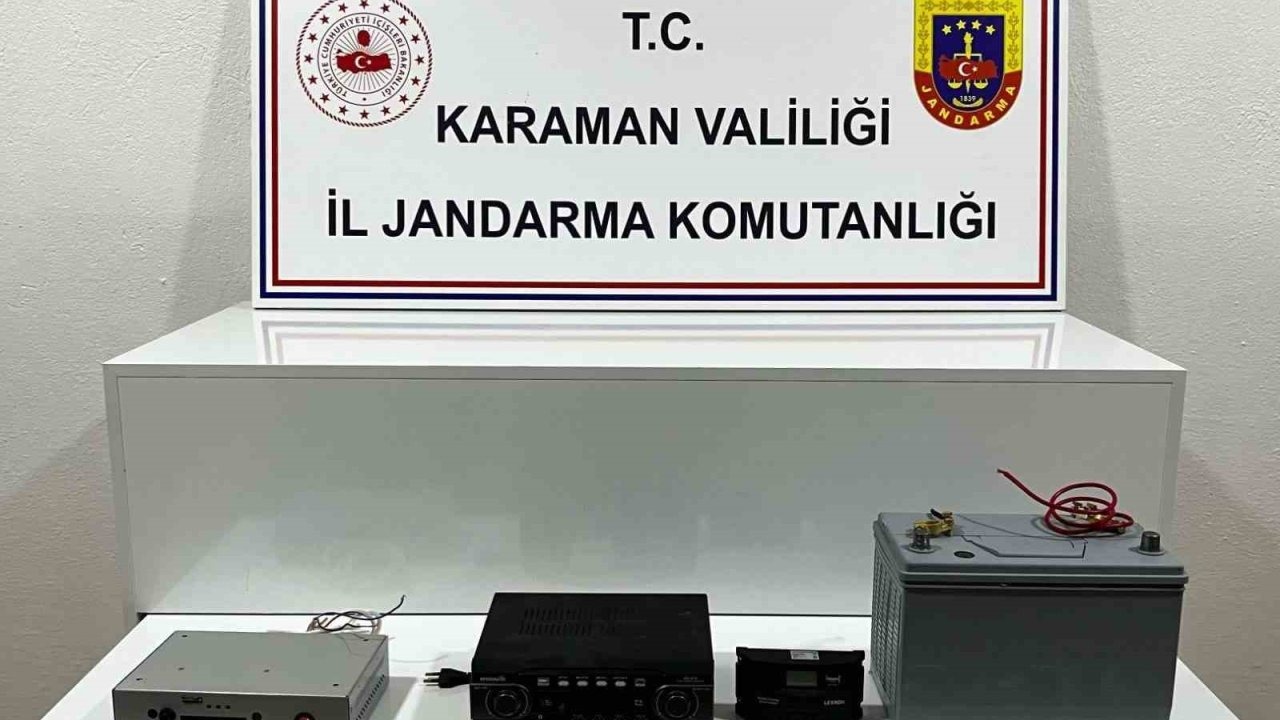 Karaman'da Mescitten Hırsızlık Yapan 2 Şüpheli Yakalandı