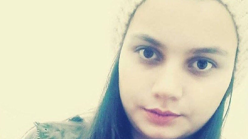 Doğumda Hayatını Kaybeden Genç Anne Gözyaşlarıyla Uğurlandı, Bebeği Yaşama Tutundu