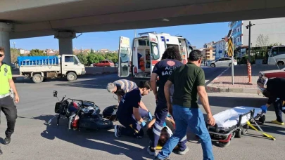 Karaman'da Motosiklet ile Otomobil Çarpıştı: Bir Yaralı
