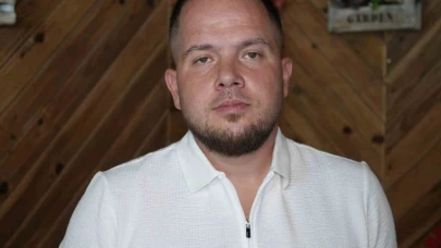 Fıskiyeden abdest alıp darbecilere direnen gazi akademisyen, 15 Temmuz’un izini bacağında taşıyor