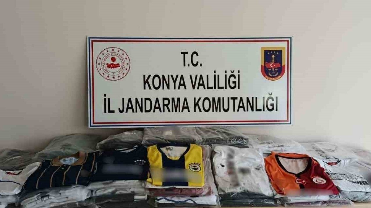 Sahte tişört satıcılarına operasyon
