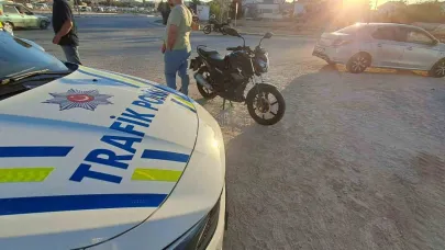 Karaman’da otomobil ile motosiklet çarpıştı: 2 yaralı