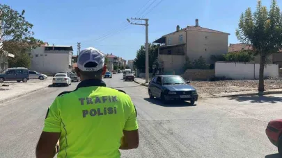 Karaman’da 3 Yaşındaki Çocuk Otomobilin Çarpmasıyla Yaralandı