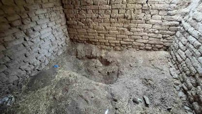 Eskişehir’de 14 yıl sonra ahırdan çıkarılan cesedin gömüldüğü yer görüntülendi