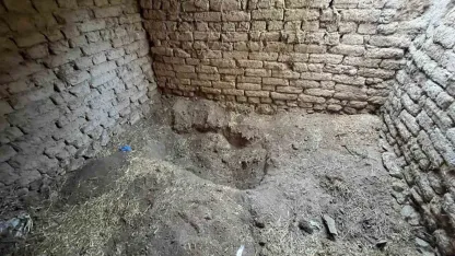 Eskişehir’de 14 yıl sonra ahırdan çıkarılan cesedin gömüldüğü yer görüntülendi