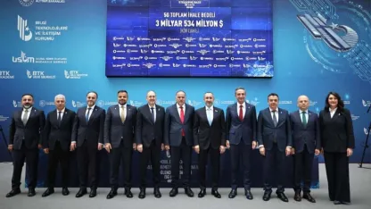 Bakan Uraloğlu: "(5G Yetkilendirme İhalesi) 3 operatör, toplamda 2 milyar 945 milyon dolar teklif vererek frekans bantlarını almaya hak kazandı"