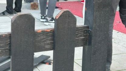 Alkollü sürücü dükkana daldı: 1 yaralı