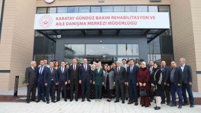 Bakan Göktaş, Konya’da evlilik kredisinden yararlanan çiftin nikah şahidi oldu