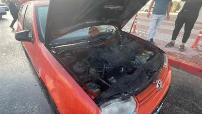 Karaman'da Alev Topuna Dönen Otomobile İlk Müdahaleyi Cinayet Masası Dedektifleri Yaptı!