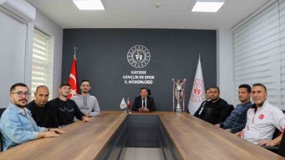 Sesi gören şampiyonlardan Kabakcı’ya ziyaret