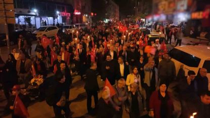 Kırıkkale’de binlerce kişi Cumhuriyet için yürüdü