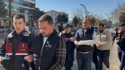 Polise yumruklu saldırıda 3 şahıs tutuklandı