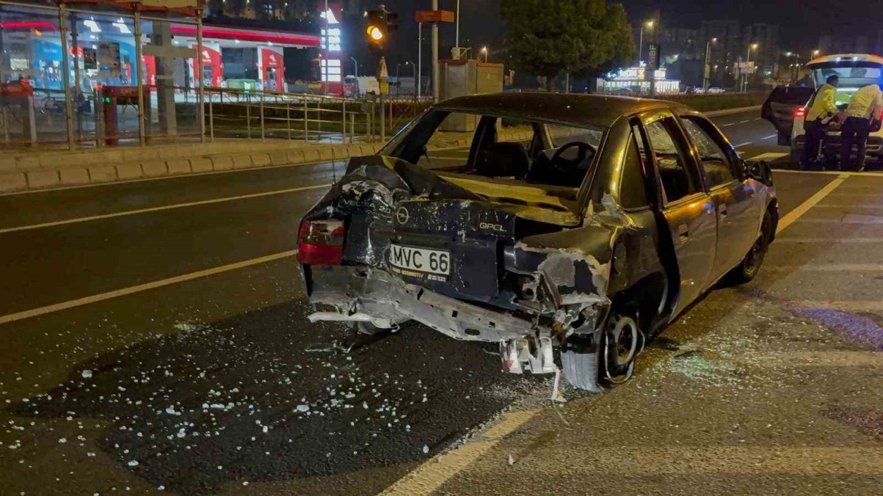 Kaza yapan alkollü sürücü polise: &quot;Beni alın bırakmayın&quot;