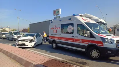 Kayseri’de 5 araç birbirine girdi: 5 yaralı