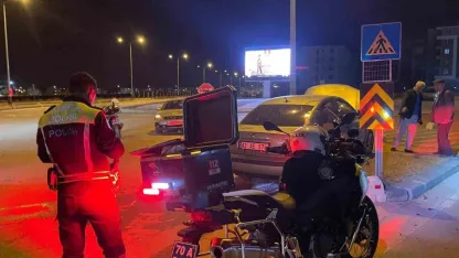 Karaman’da iki otomobil çarpıştı: 1 yaralı