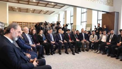 AK Parti Sözcüsü Çelik: "Siyasi partilerin bir kısmı sadece ideoloji odaklı siyasi cemaatlere dönüşüyor"